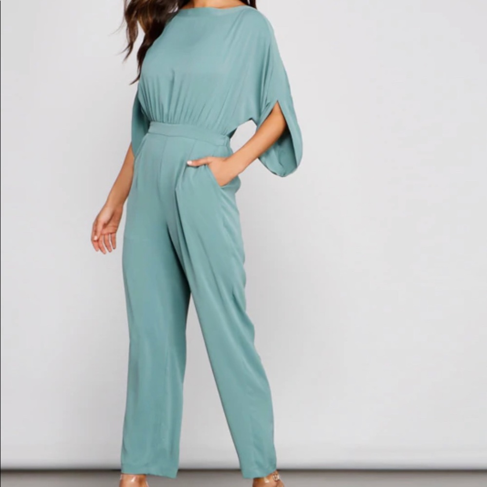 Jumpsuit with pockets